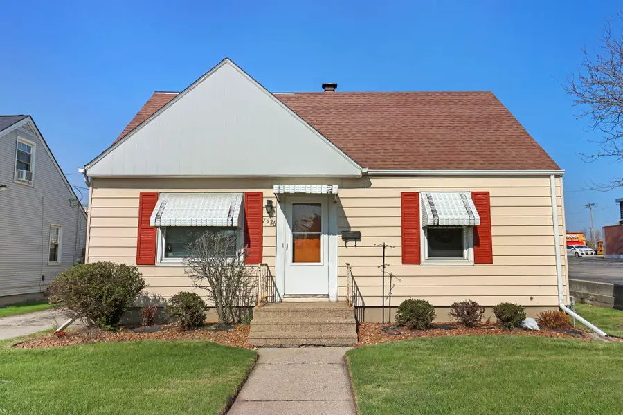 7526 38th Ave, Kenosha, WI 53142 - #3
