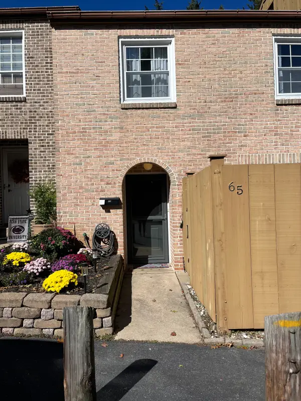 65 Wedge Ln, READING, PA 19607