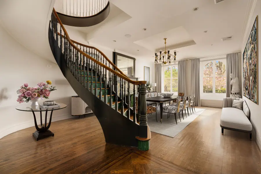 243 E 17th Street, Manhattan, NY 10003 - #2