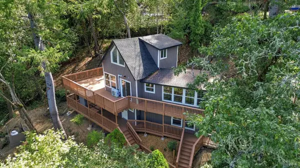 9438 Rio Vista Road, Forestville, CA 95436