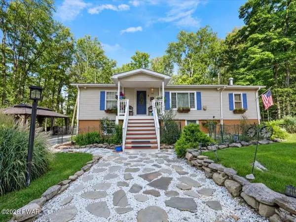 120 Tiffany Road, Hawley, PA 18428
