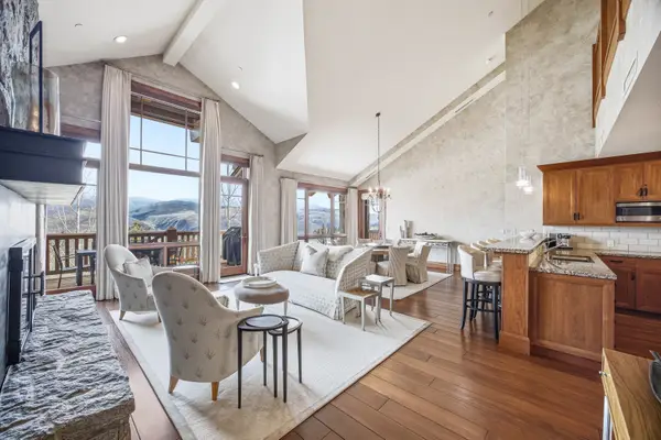 335 Hummingbird Drive #B304, Edwards, CO 81632