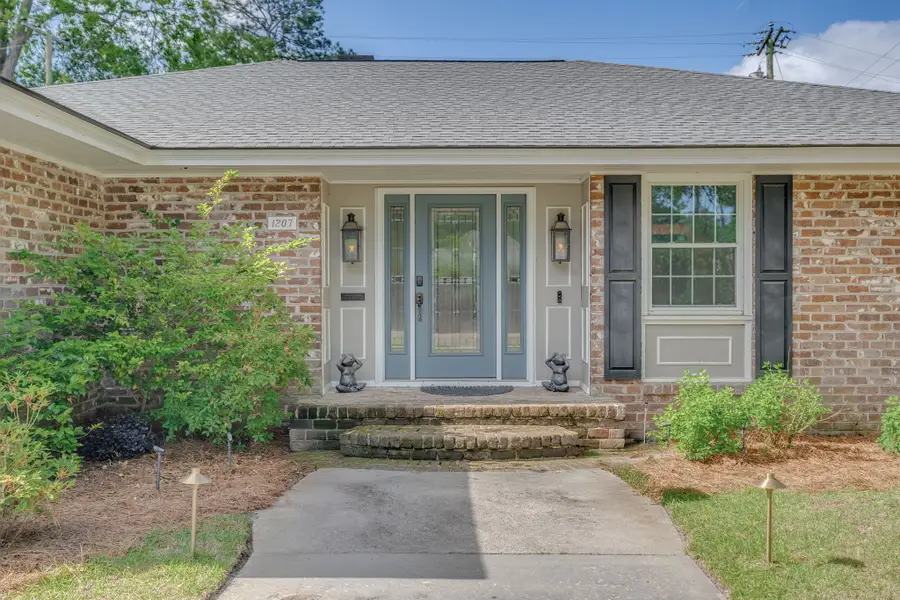 1207 Bacon Park Drive, Savannah, GA 31406 - Image #3