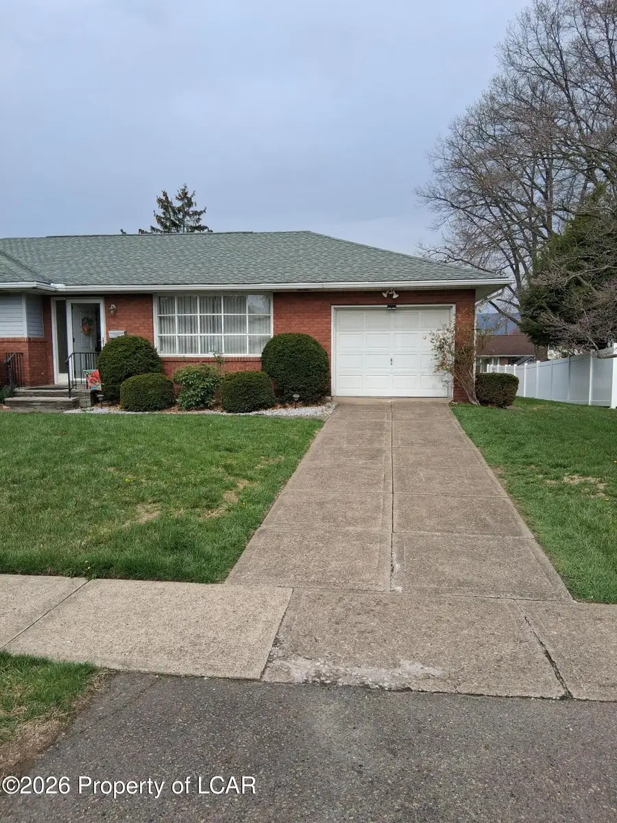 5 Monarch Road, Hanover, PA 18706 - #3