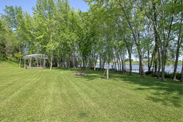 16121 Par Circle Sw, Pine City, MN 55063