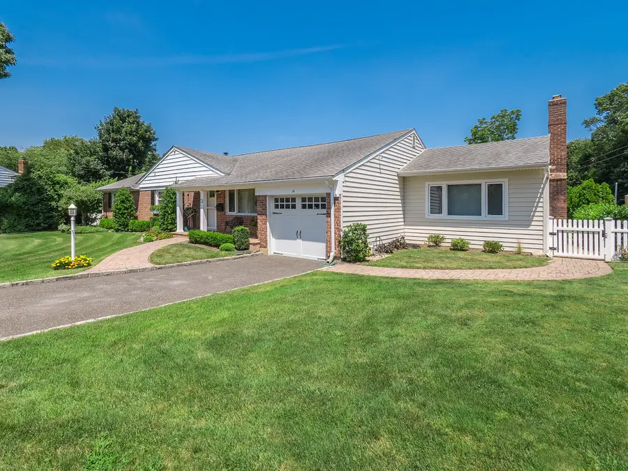 14 Harbor Lane, Glen Head, NY 11545 - Image #3