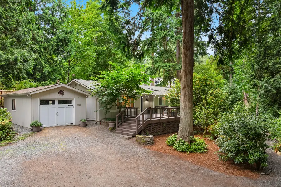 9820 NE Beach Crest Drive, Bainbridge Island, WA 98110 - #2