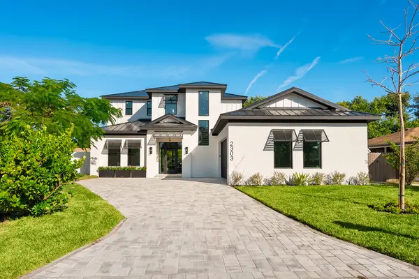 2303 Loma Linda Street, SARASOTA, FL 34239