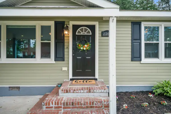 2205 Wildwood Road, Chesapeake, VA 23323