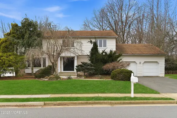 -5 Washington Avenue, Morganville, NJ 07751