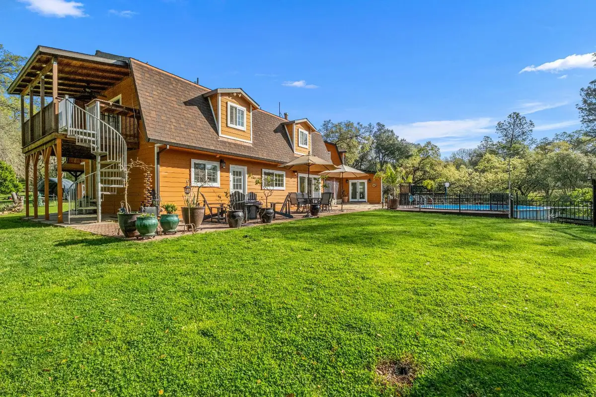 5901 Cerrito Road, Diamond Springs, CA 95619 - #1