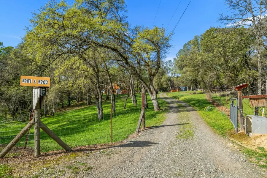 5901 Cerrito Road, Diamond Springs, CA 95619 - #3