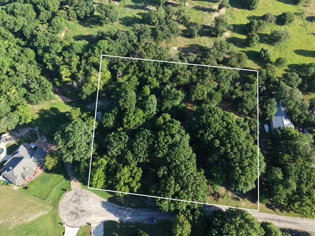 120 Lariat Court, Azle, TX 76020 - #1