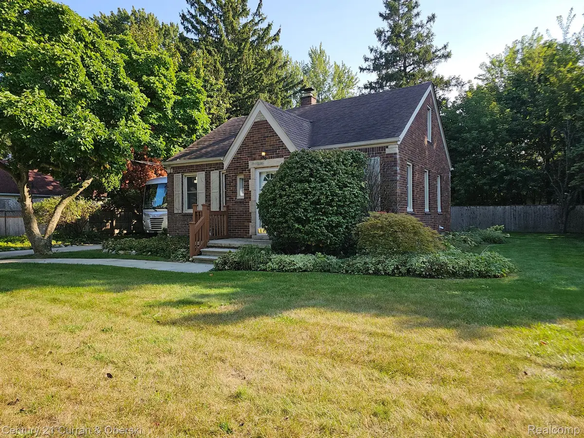 18808 Eastwood Drive, Harper Woods, MI 48225 - #1