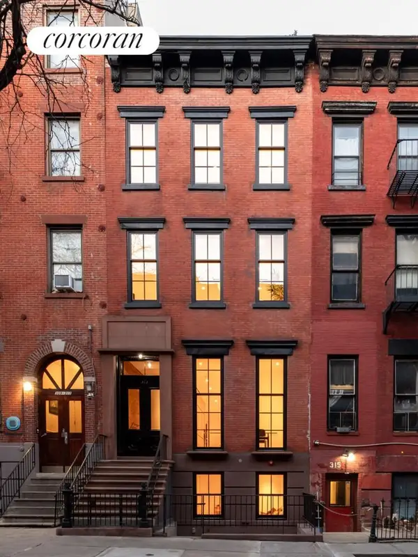 313 E 6th Street #PENTHOUSE, Manhattan, NY 10003