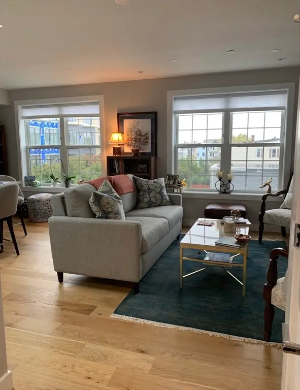 10 Everett St , #406, Boston, MA 02128