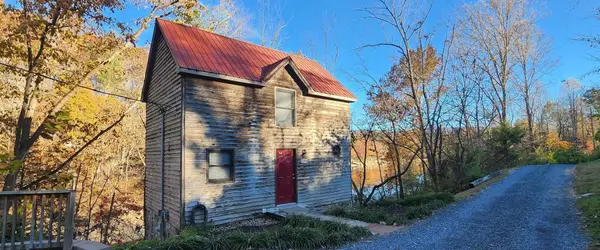 22089 Parks Mill Rd, Abingdon, VA 24211