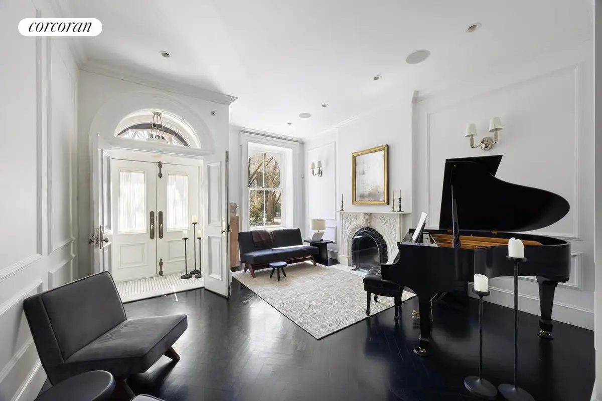 481 W 22nd Street, Manhattan, NY 10011 - #1