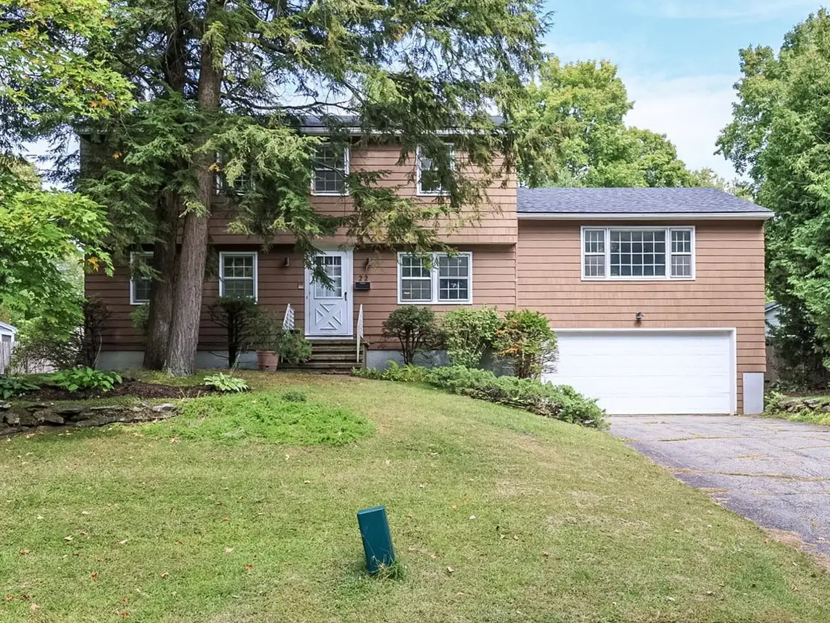 22 Sandalwood Road, South Burlington, VT 05403 - #1