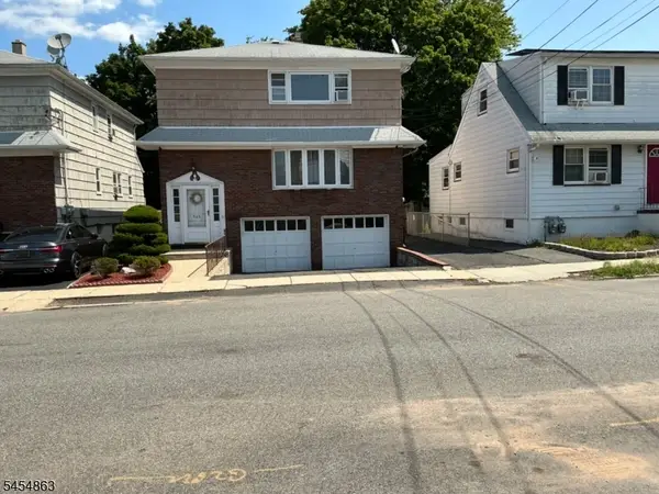 545 Freeman St, Lyndhurst Twp., NJ 07071-1909