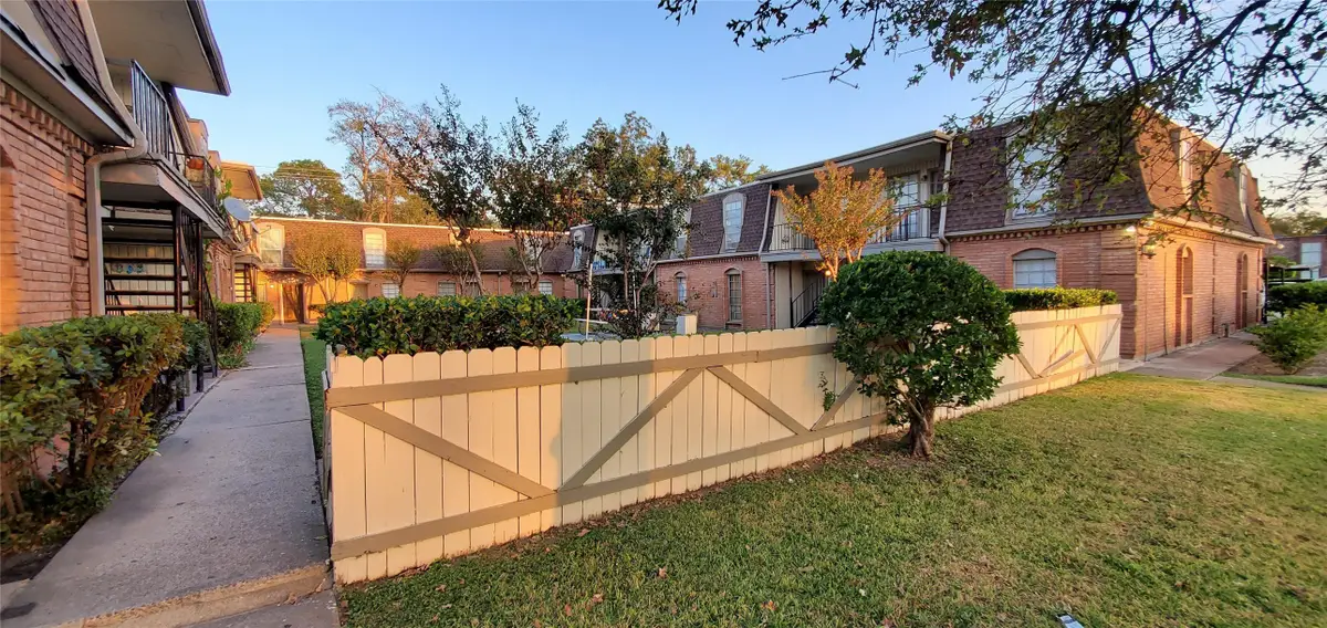 1220 Shadowdale Drive #20, Houston, TX 77043 - #1