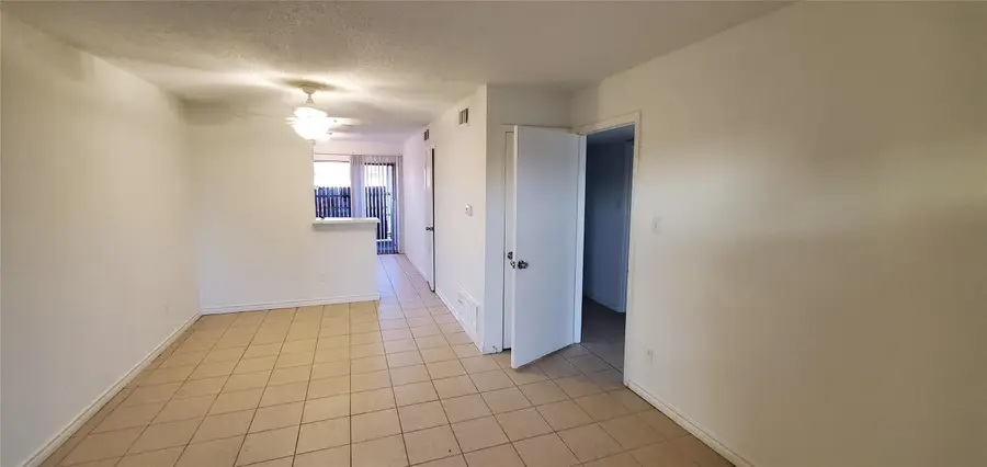 1220 Shadowdale Drive #20, Houston, TX 77043 - #3