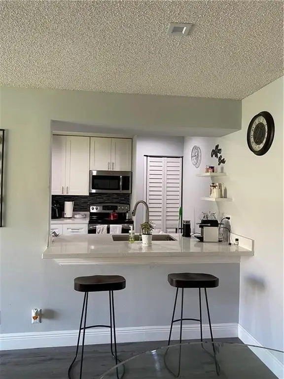 401 SW 86th Ave #103, Pembroke Pines, FL 33025 - #3