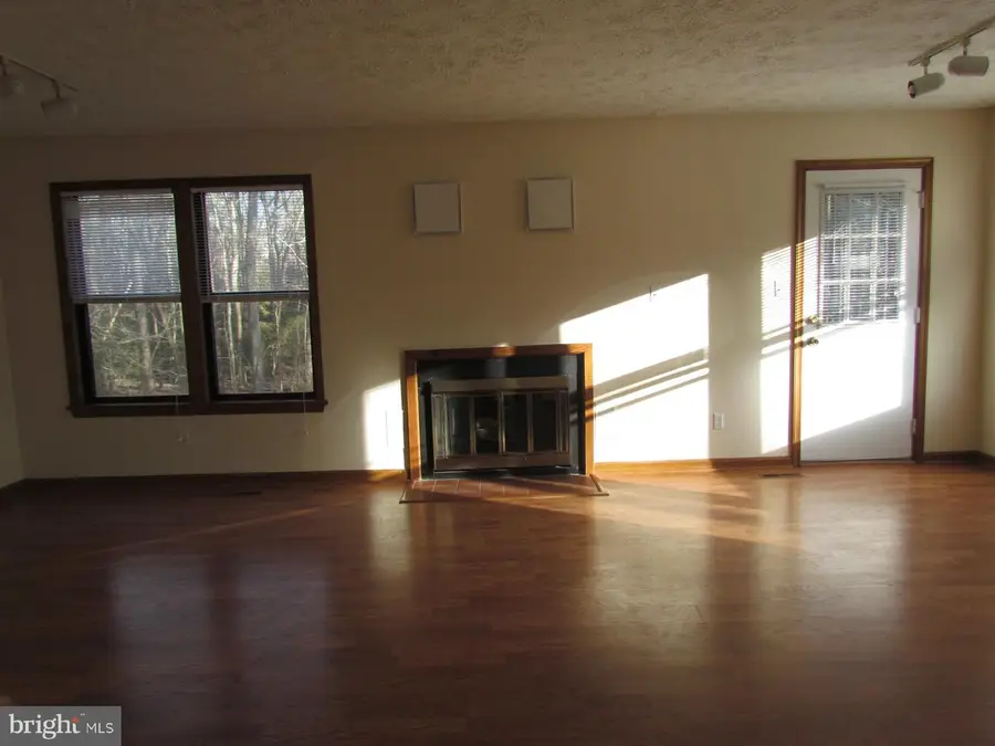 23350 Black Oak Court, California, MD 20619 - Image #2