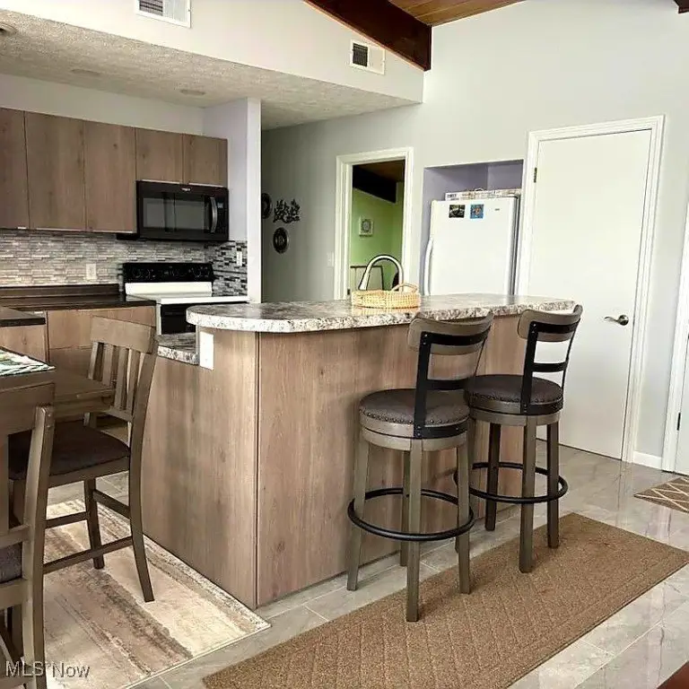 4963 E Lake Road, Sheffield Lake, OH 44054 - Image #3