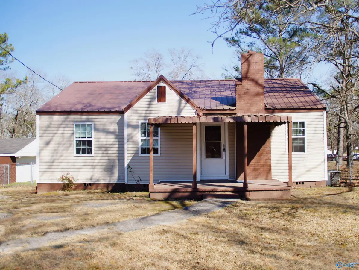 216 Nunnally Avenue, Gadsden, AL 35903 - Image #1