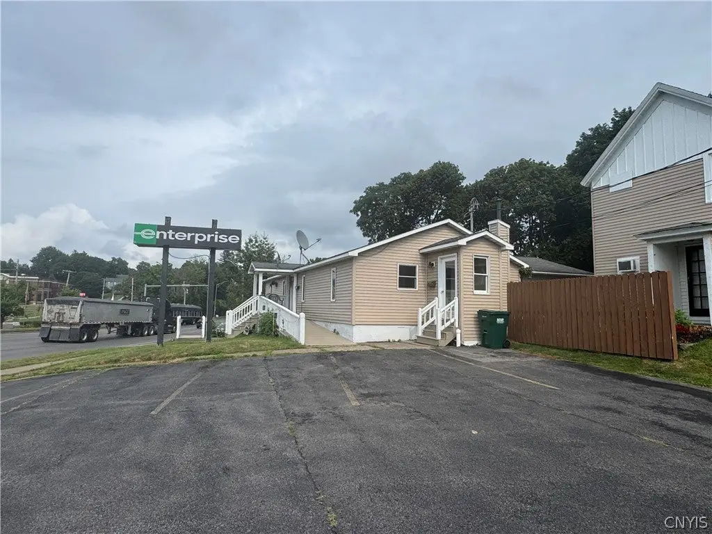 172-174 E Bridge Street #Back, Oswego, NY 13126 - #1