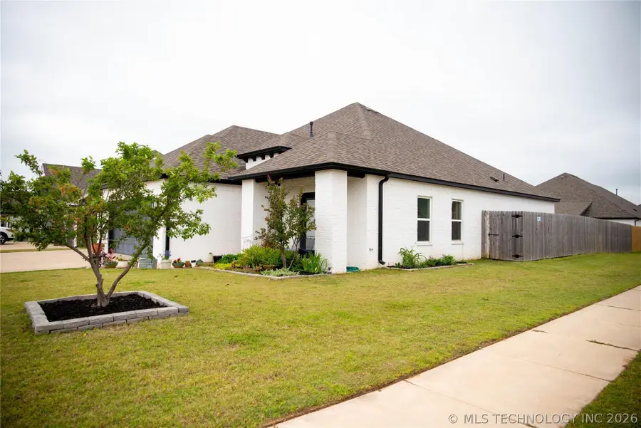 10102 S 230th East Avenue, Broken Arrow, OK 74014 - #3