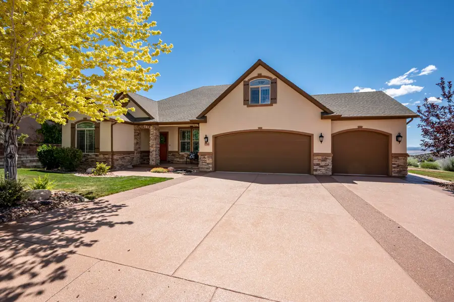 556 S Josie Cir, Cedar City, UT 84720 - #2