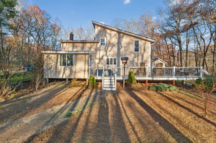 542 Main Street, Hopkinton, RI 02833 - Image #2