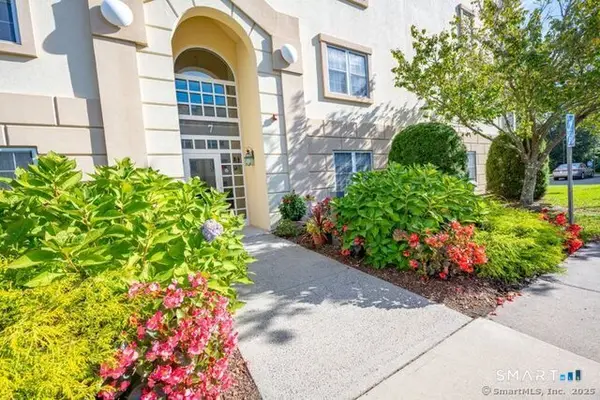 75 Washington Avenue #8-205, Hamden, CT 06518