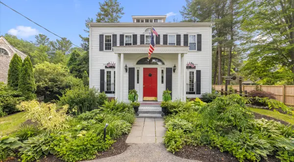 249 High St, Duxbury, MA 02332