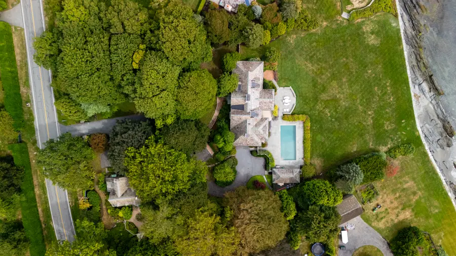 515 Indian Avenue, Middletown, RI 02842 - Image #2