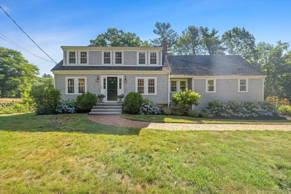 854 Union St, Marshfield, MA 02050