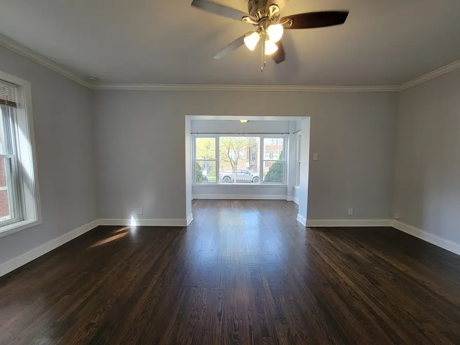 4849 N Sawyer Avenue , 1, Chicago, IL 60625 - #2