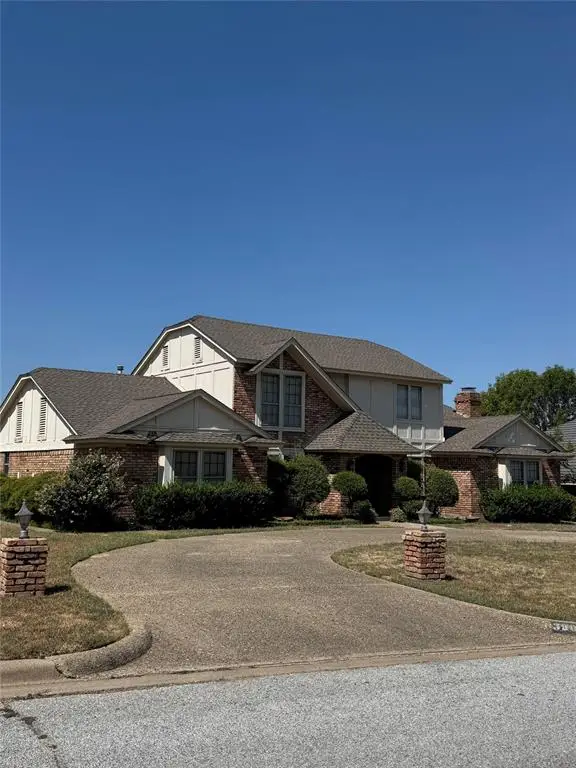 3901 Diamond Loch W, North Richland Hills, TX 76180 - #2