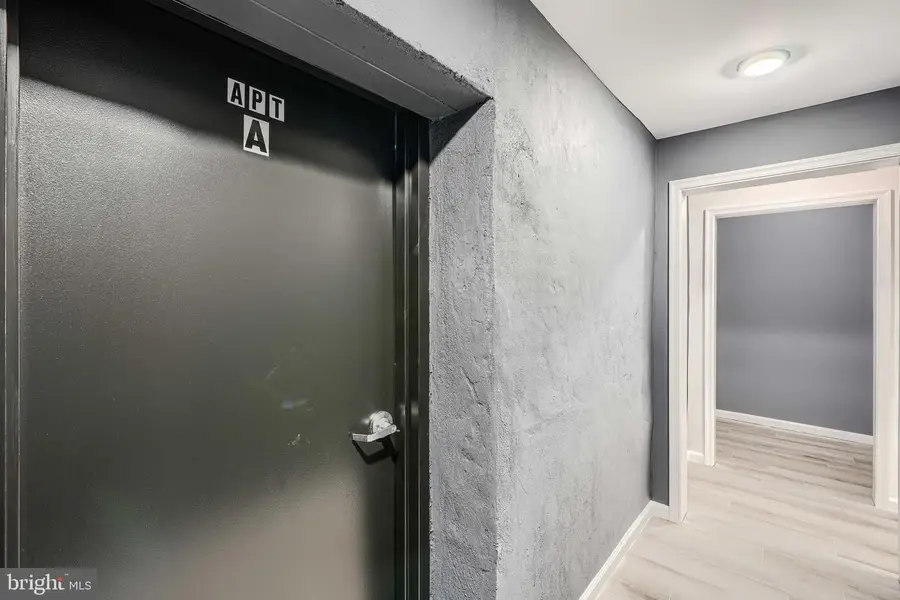 7 S Carrollton Ave, Baltimore, MD 21223 - #2