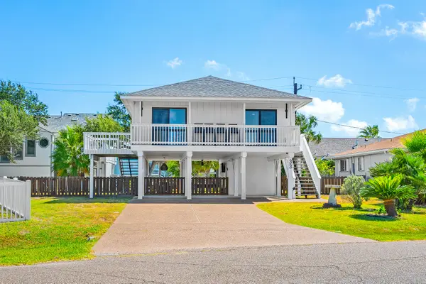 33 Lauderdale Drive, Rockport, TX 78382
