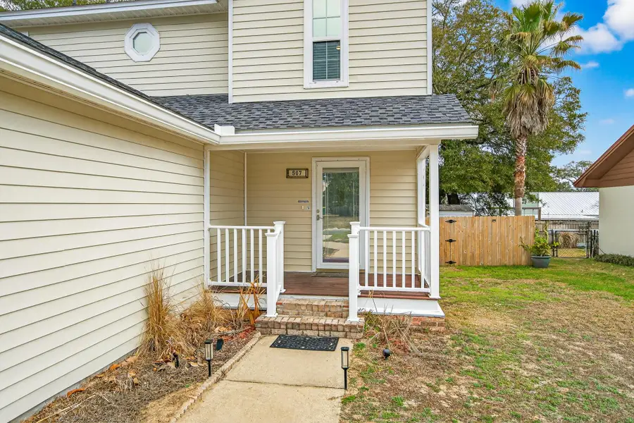 507 Matthew Street, Niceville, FL 32578 - #2