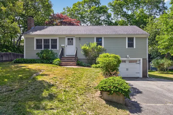 11 Cedardale Road, Harwich, MA 02645