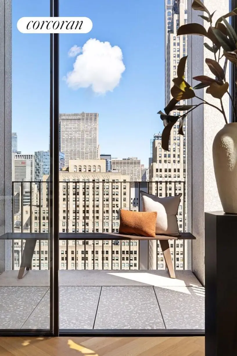 16 W 40th Street #PHN, Manhattan, NY 10018 - #3