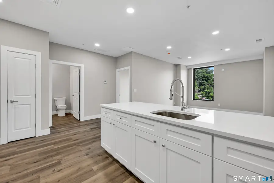 1 West Main Street #4B, Meriden, CT 06451 - #3