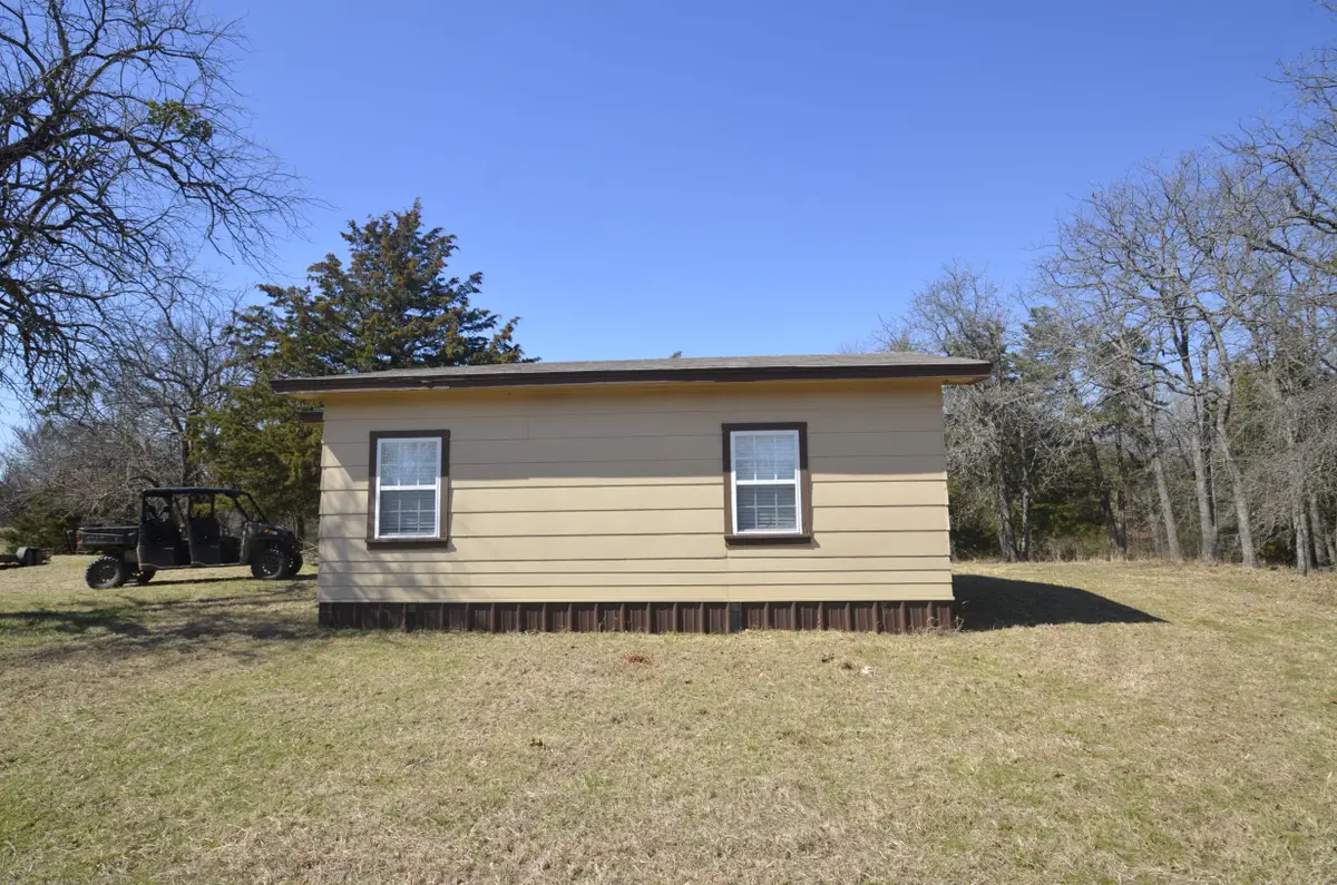 5811 W Folsom Road, Caddo, OK 74729 - Image #1