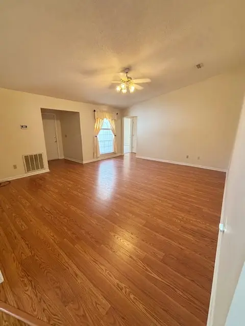 404 Mt Vernon Lane, Dothan, AL 36301 - Image #2