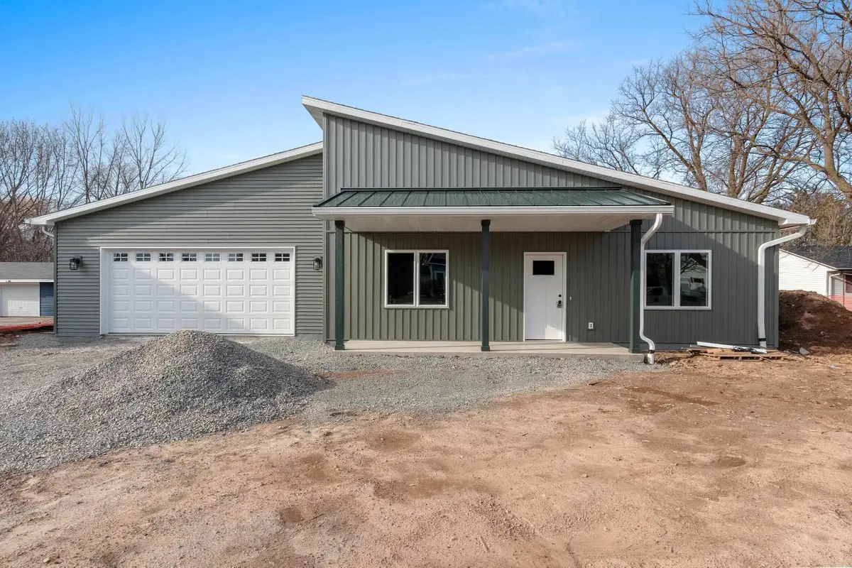 621 E Pearl Street, Seymour, WI 54165 - #1