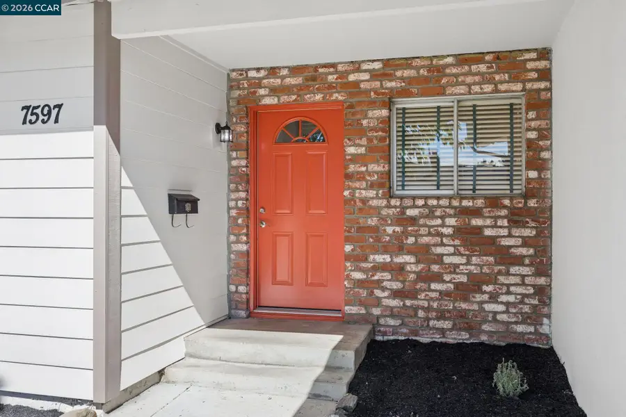 7597 Canterbury Ln, Dublin, CA 94568 - #2
